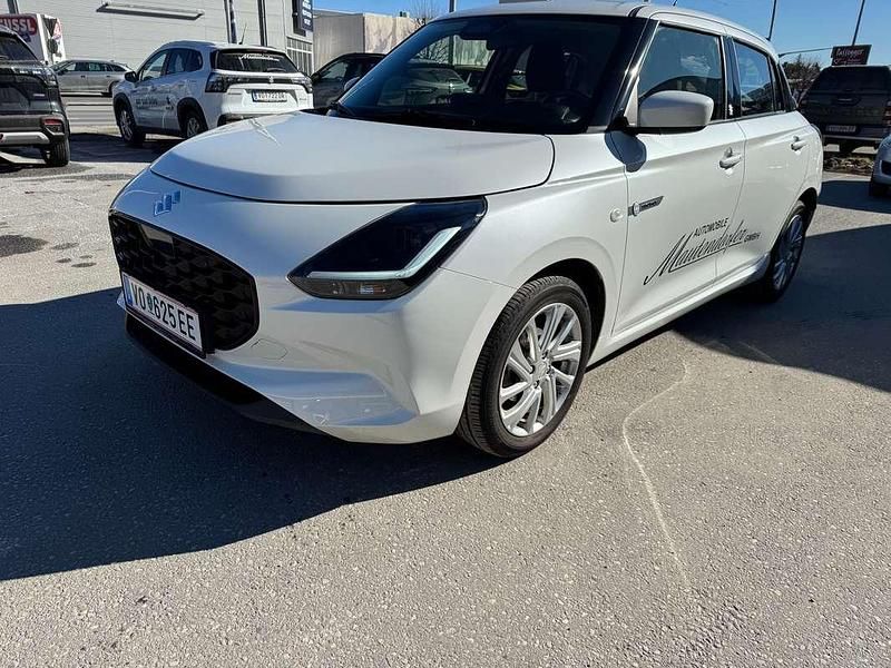 Gebraucht Suzuki Swift 82 PS (60 kW) 2025 Weiß Kleinwagen