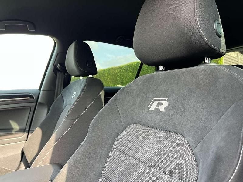 Gebraucht VW Golf VII R 310 PS (228 kW) 2017 Schwarz