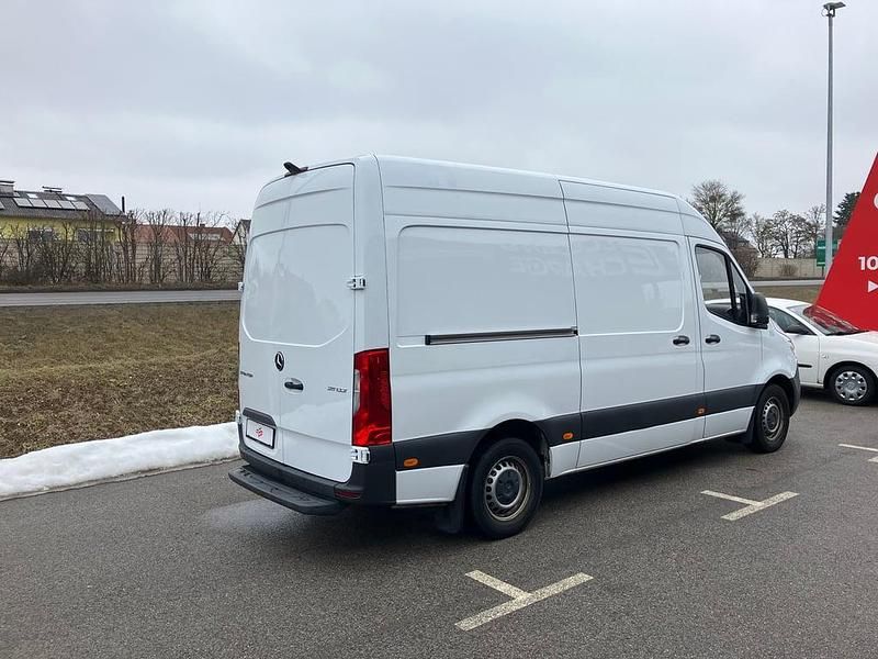 Gebraucht Mercedes Sprinter 114 PS (83 kW) 2021 Weiß Van
