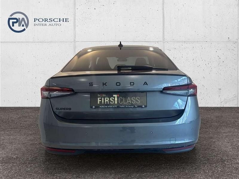 Gebraucht Skoda Superb SportLine 150 PS (110 kW) 2025 Mittelgrau  metallic Limousine