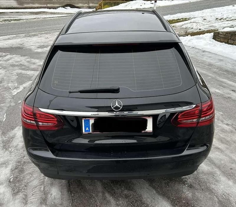 Gebraucht Mercedes C200 160 PS (117 kW) 2020 Schwarz Kombi