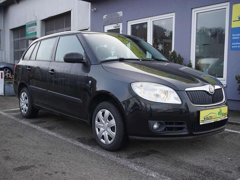 Schwarz Gebraucht 2008 Skoda Fabia Ambiente Kombi | € 3.950 - Bild 1/4