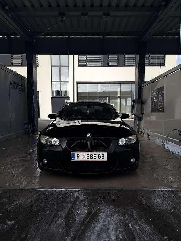 Gebraucht BMW 325 M Sport 197 PS (144 kW) 2007 Coupé