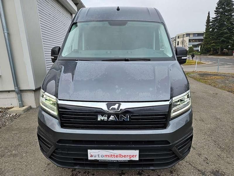 Gebraucht MAN TGE 177 PS (130 kW) 2024 Grau Van