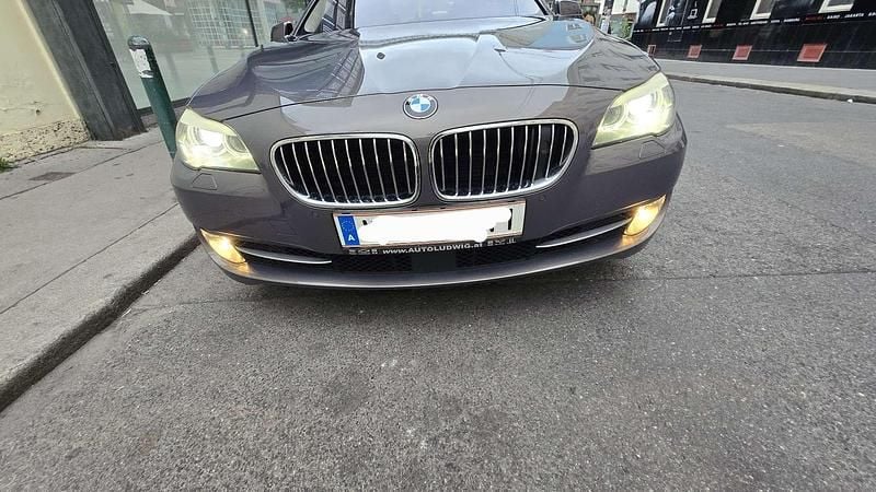 Gebraucht 2013 BMW 530 Limousine | € 19.999 (Fairer Preis) - Bild 1/4