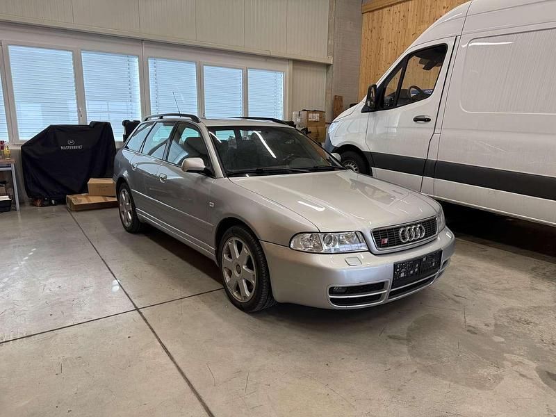 Gebraucht Audi S4 Sport 265 PS (194 kW) 1999 Silber