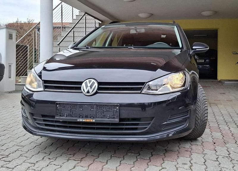 Gebraucht VW Golf VII Trendline 105 PS (77 kW) 2014 Kombi