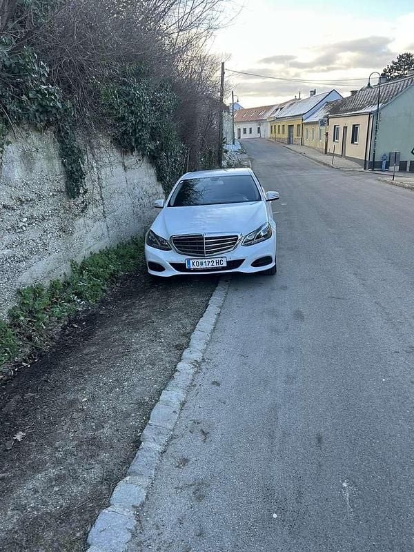 Gebraucht Mercedes E200 136 PS (100 kW) 2014 Limousine