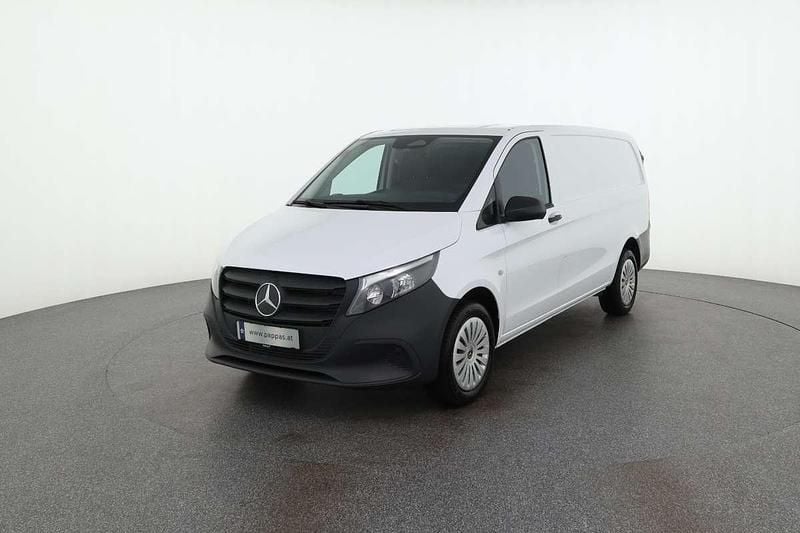 Weiß Gebraucht 2024 Mercedes Vito Van | € 45.588 (Etwas zu teuer) - Bild 1/4