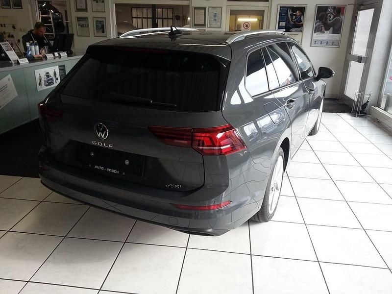 Neu VW Golf VIII Business 115 PS (84 kW) 2026 Mittelgrau  metallic Kombi