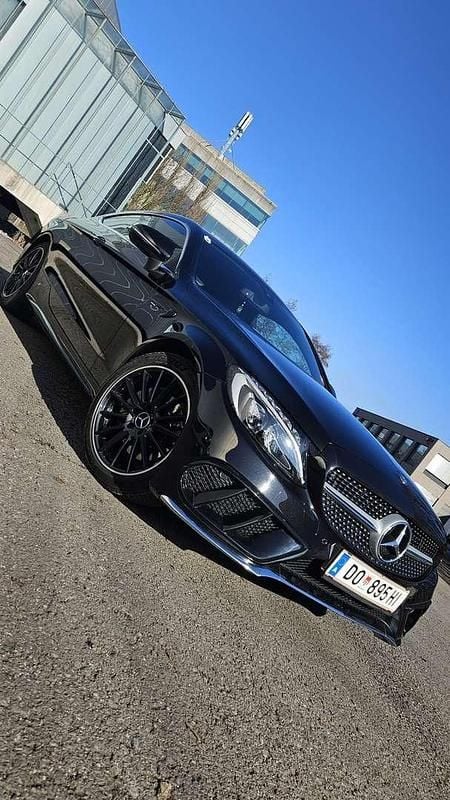 Schwarz Gebraucht 2016 Mercedes C180 Coupé | € 24.200 (Fairer Preis) - Bild 1/4