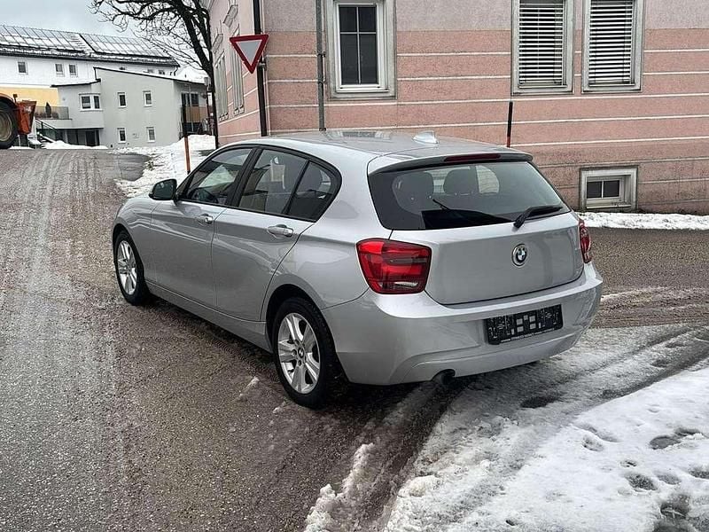 Gebraucht BMW 116 136 PS (100 kW) 2012 Silber Kleinwagen