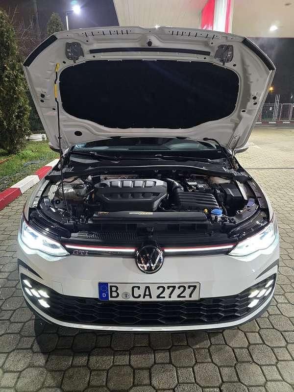 Gebraucht VW Golf VIII GTI 245 PS (180 kW) 2023 Weiß Limousine