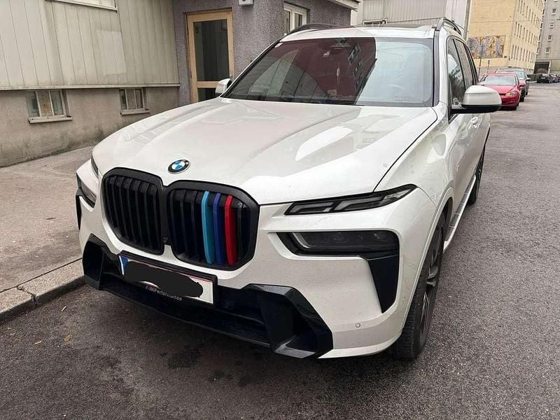 Weiß Gebraucht 2023 BMW X7 SUV | € 87.000 (Superpreis) - Bild 1/4