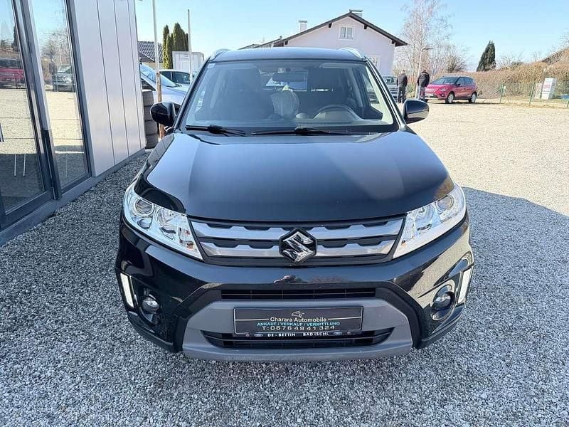 Gebraucht Suzuki Vitara 120 PS (88 kW) 2016 Schwarz SUV