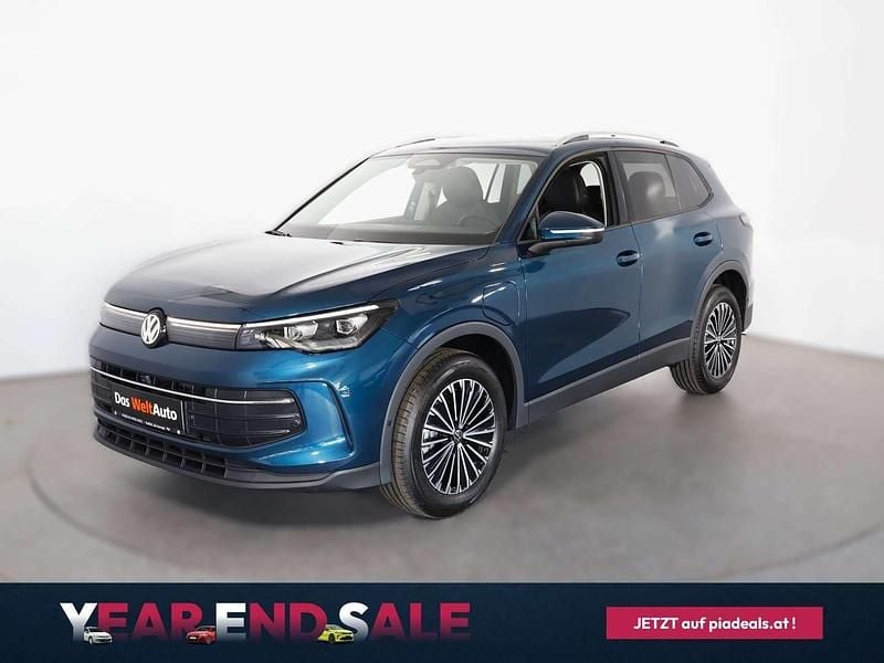 Blau Gebraucht 2025 VW Tiguan SUV | € 42.480 (Guter Preis) - Bild 1/4