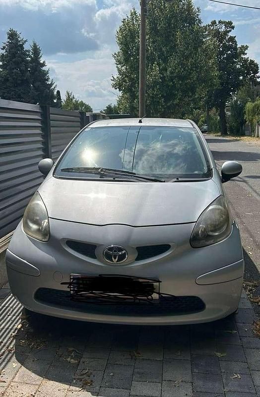 Gebraucht Toyota Aygo Cool 68 PS (50 kW) 2007 Silber Kleinwagen