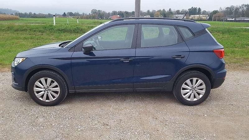 Gebraucht Seat Arona Reference 95 PS (69 kW) 2018 Blau SUV