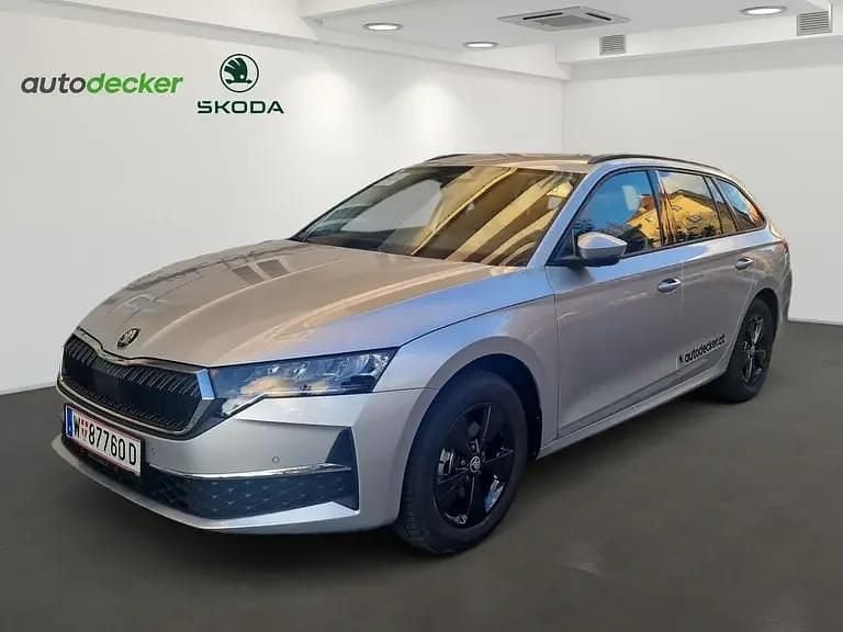 Silber metallic Neu 2025 Skoda Octavia Selection Kombi | € 33.990 (Guter Preis) - Bild 1/4