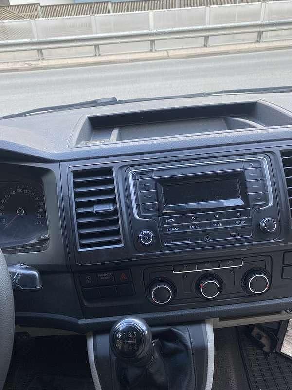 Gebraucht VW T6 150 PS (110 kW) 2016 Grau Van