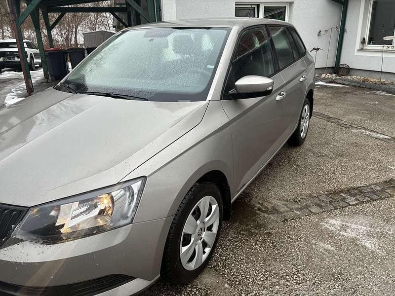Gebraucht Skoda Fabia Ambition 90 PS (66 kW) 2015 Kombi
