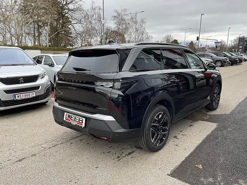 Neu Peugeot 5008 GT 146 PS (107 kW) 2025 Schwarz Van / Kleinbus