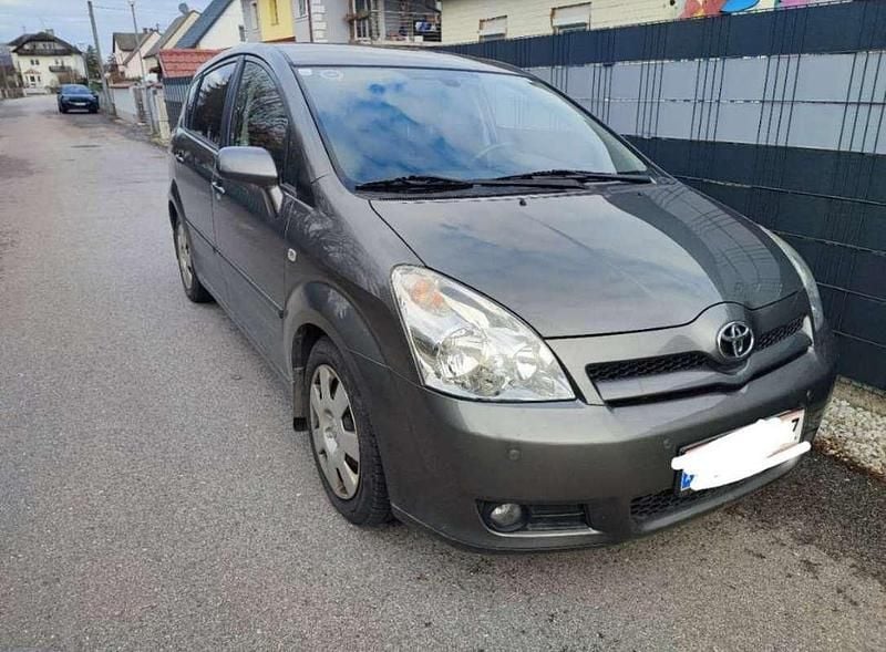 Gebraucht 2006 Toyota Corolla Kombi | € 3.700 - Bild 1/4
