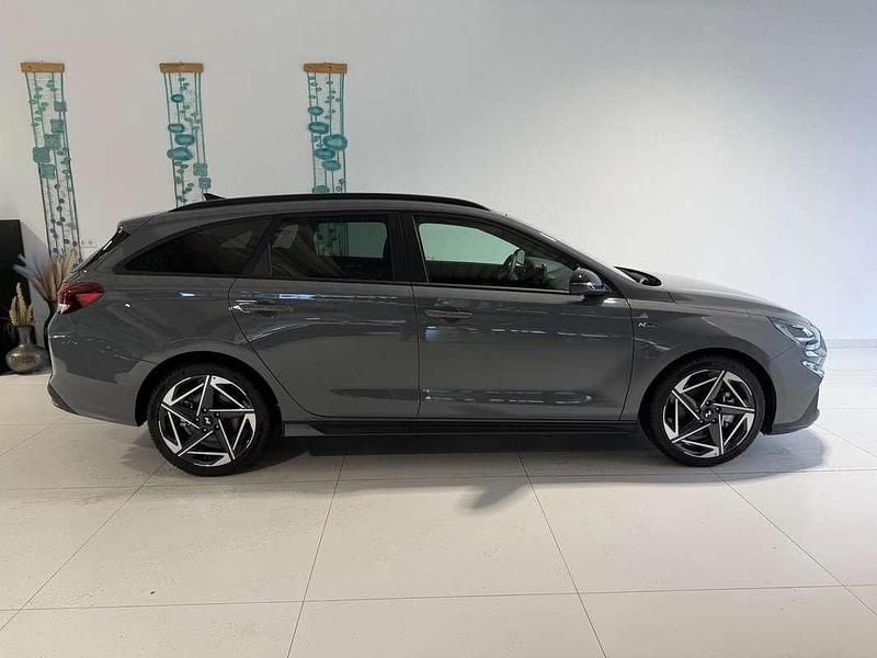 Neu Hyundai i30 N Line 140 PS (102 kW) 2025 Grau Limousine