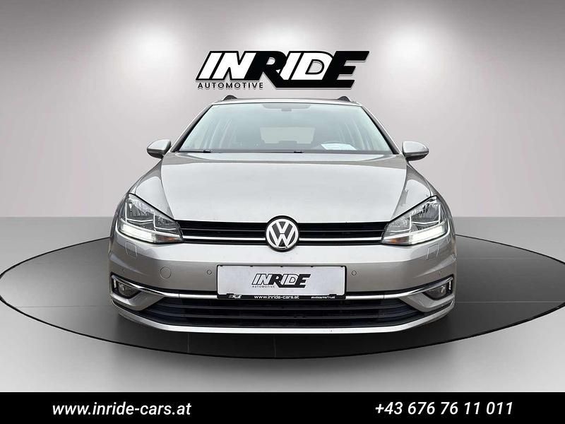 Gebraucht VW Golf VII 110 PS (80 kW) 2018 Grau Kombi