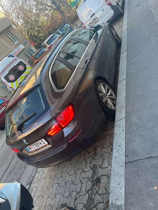 Gebraucht BMW 525 218 PS (160 kW) 2011 Braun Kombi