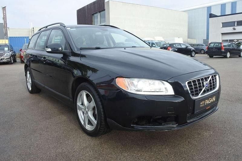 Gebraucht Volvo V70 Summum 185 PS (136 kW) 2009 Kombi