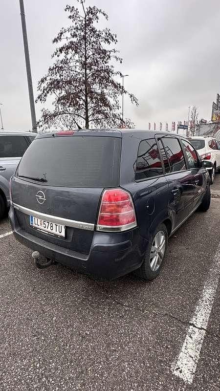 Gebraucht Opel Zafira Sport 120 PS (88 kW) 2008 Van / Kleinbus