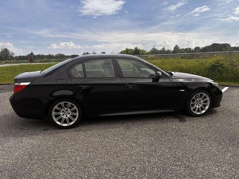Gebraucht BMW 525 M Sport 177 PS (130 kW) 2005 Limousine
