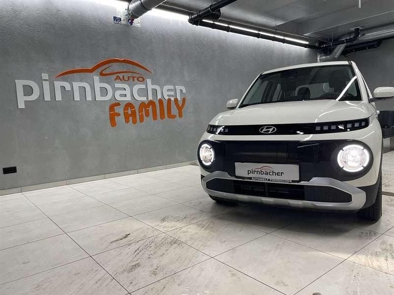 Neu Hyundai Inster 22 kW (31 PS) 2025 Weiß Kleinwagen