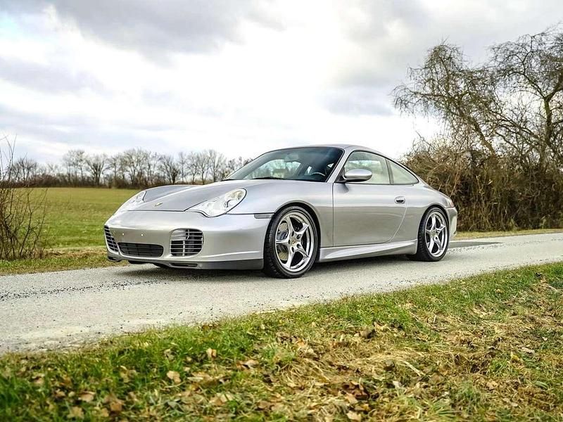 Silber Gebraucht 2003 Porsche 996 Coupé | € 59.000 - Bild 1/4