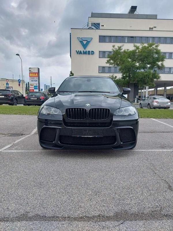 Schwarz Gebraucht 2010 BMW ActiveHybrid X6 SUV | € 20.000 - Bild 1/4