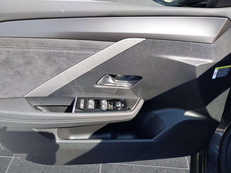 Gebraucht Opel Astra 131 PS (96 kW) 2025 Grau Kombi