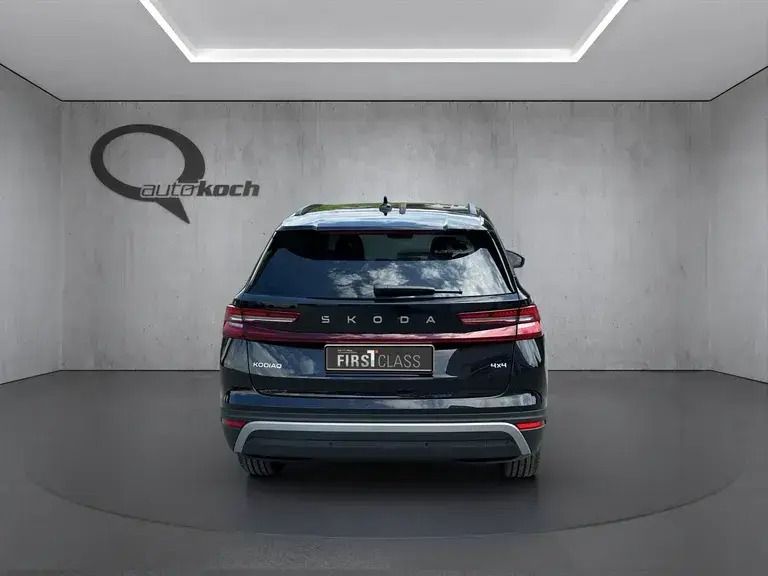 Gebraucht Skoda Kodiaq Selection 193 PS (141 kW) 2024 Schwarz  metallicperleffektno SUV