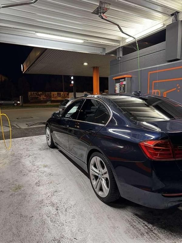 Gebraucht BMW 335 Luxury Line 313 PS (230 kW) 2014 Limousine