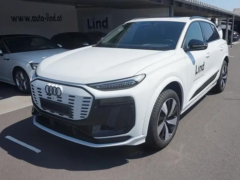 Gebraucht Audi Q6 e-tron Ambiente 284 kW (387 PS) 2024 Weiss  metallic SUV