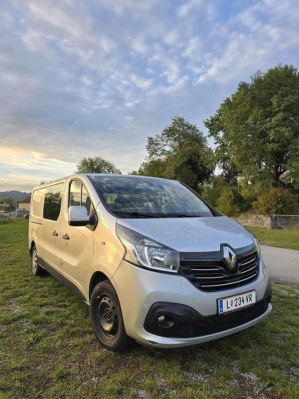 Gebraucht Renault Trafic 145 PS (106 kW) 2018 Van / Kleinbus