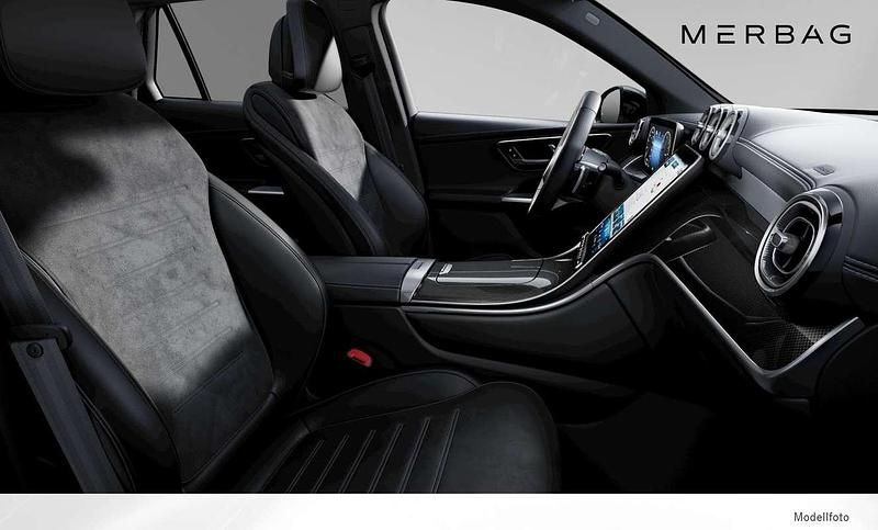 Gebraucht Mercedes GLC300e 197 PS (144 kW) 2024 Silber SUV