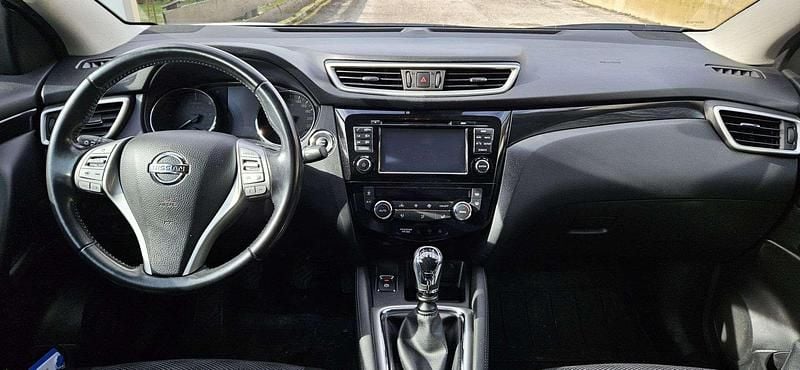 Gebraucht Nissan Qashqai Tekna 131 PS (96 kW) 2015 Weiß SUV