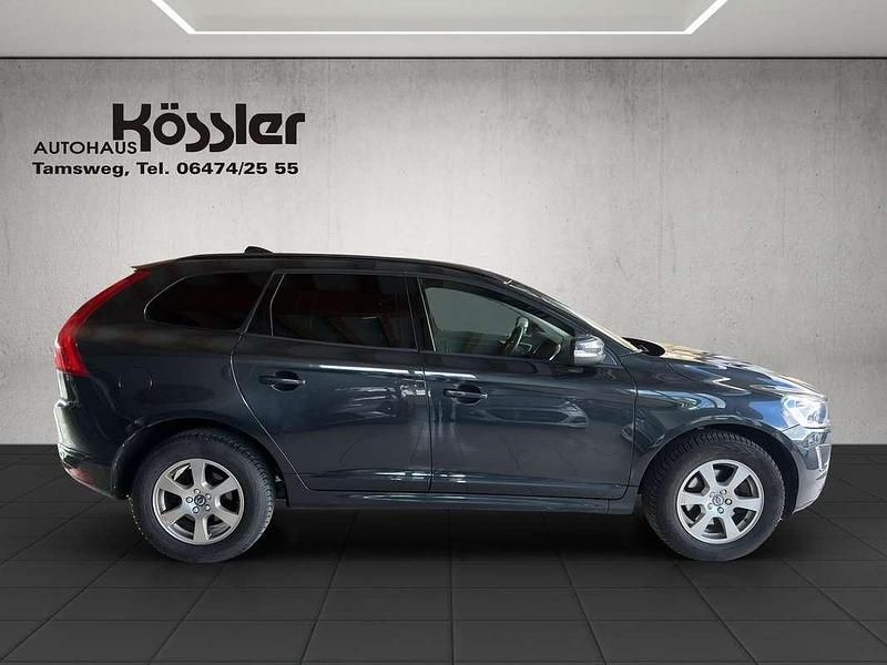 Gebraucht Volvo XC60 Kinetic 150 PS (110 kW) 2016 Grau SUV