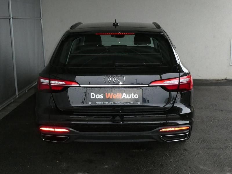 Gebraucht Audi A4 163 PS (119 kW) 2023 Schwarz Kombi