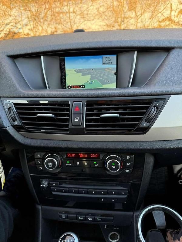 Gebraucht BMW X1 184 PS (135 kW) 2012 Orange SUV