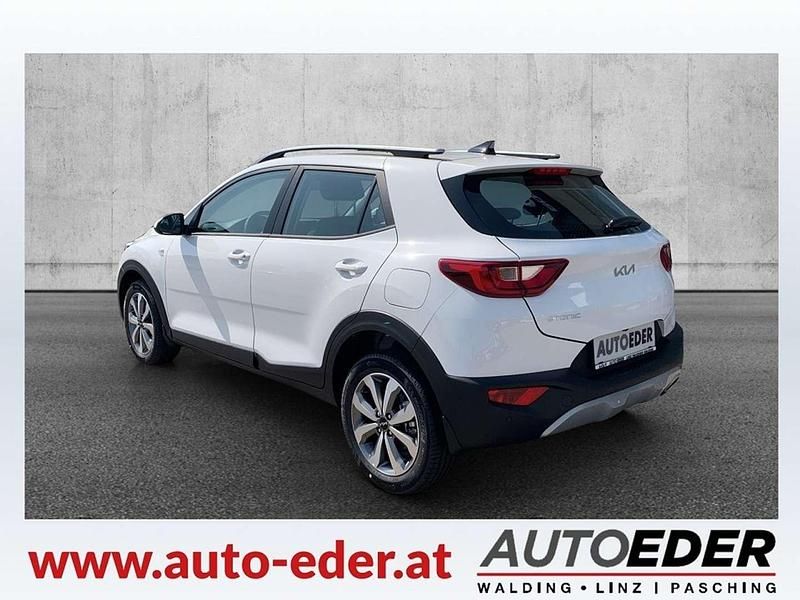 Neu Kia Stonic Silver 101 PS (74 kW) 2025 Weiß SUV