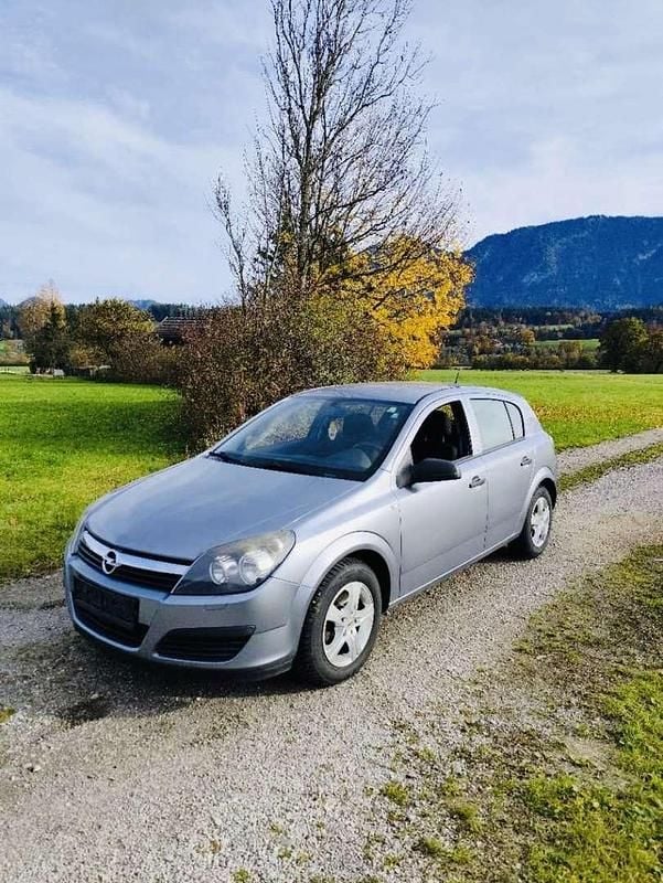 Gebraucht 2006 Opel Astra Edition+ Limousine | € 2.490 (Teuer) - Bild 1/4