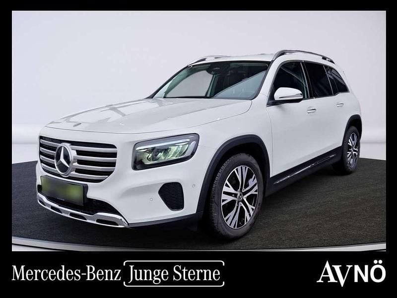 Weiß Gebraucht 2024 Mercedes GLB180 SUV | € 44.990 (Fairer Preis) - Bild 1/3