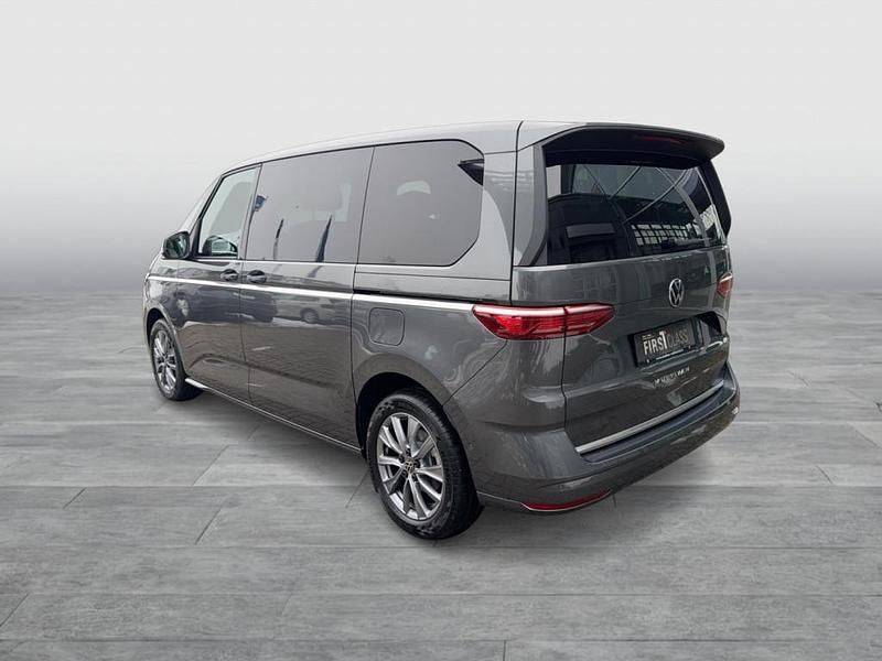 Gebraucht VW Multivan Style 150 PS (110 kW) 2026 Mittelgrau  metallic Van